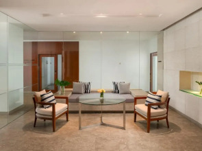 Woodlands Suites Serviced Residences