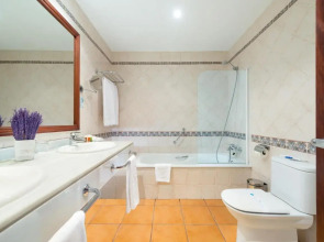 Отель IPV Palace & Spa