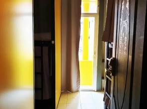 Beehive Phuket Old Town - Hostel