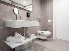 Limehome Barcelona Rector Triadó