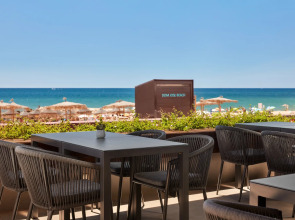 Отель Dom Jose Beach Hotel