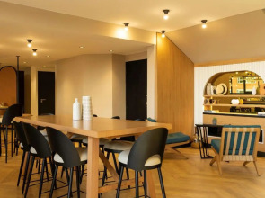 Novotel Paris Suresnes Longchamp