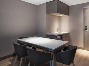 AC Hotel by Marriott Atlanta Midtown