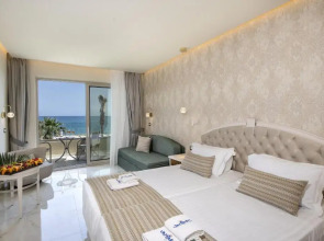 Vantaris Luxury Beach Resort