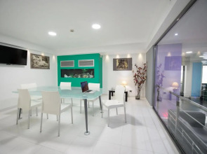 Ibis Styles Palermo Cristal