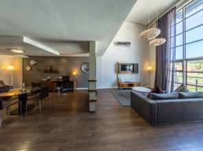 DoubleTree by Hilton Cape Town - Upper Eastside