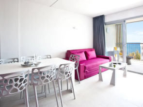 Апартаменты Ryans Ibiza - Adults Only