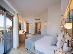 Miramare Beach Hotel