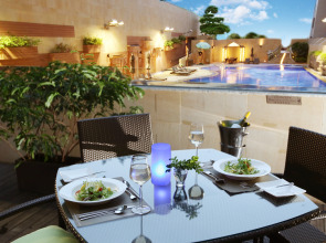 Harbour Plaza 8 Degrees