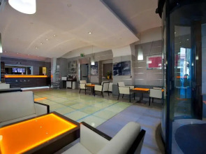 Best Western Crystal Palace Hotel