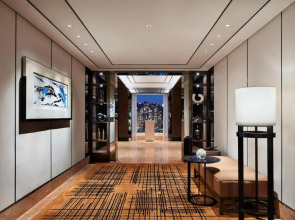 Four Seasons Hotel Hong Kong