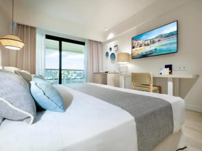 The Signature Level at Grand Palladium Sicilia Resort & Spa