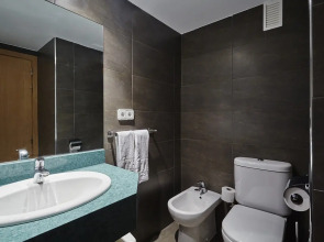 Отель THB Naeco Ibiza - Adults Only