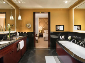 Hôtel Barrière Fouquet's Paris