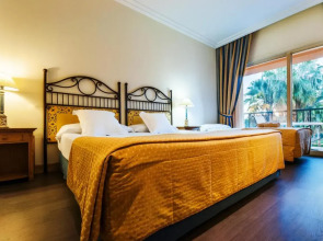 Отель Alicante Golf