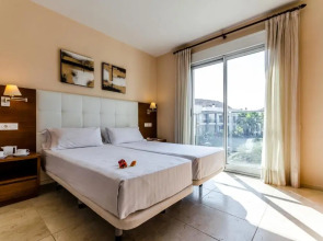 Курорт El Plantio Golf Resort