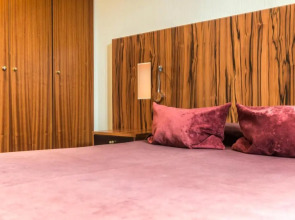 Отель California