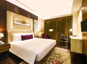 DoubleTree by Hilton Gurugram Baani Square