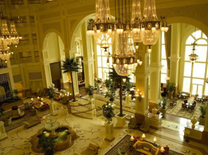 Tokyo Disneyland Hotel