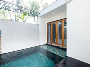 Kakul Villas & Suites