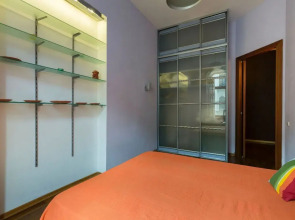 Na Petrogradke Apartments