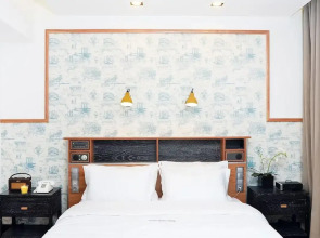 Browns Boutique Hotel