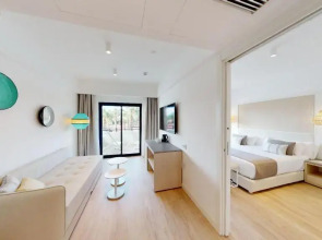 The Signature Level at Grand Palladium Sicilia Resort & Spa