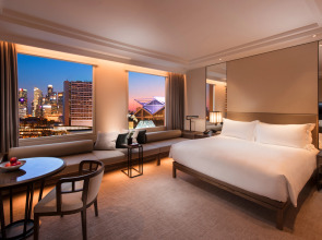 Conrad Singapore Marina Bay