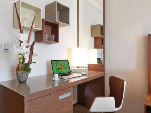 AC Hotel by Marriott Ambassadeur Antibes - Juan Les Pins