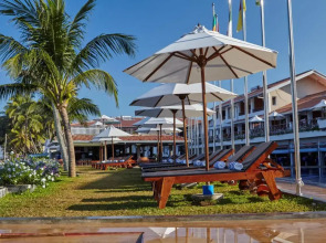 Coral Sands Hotel