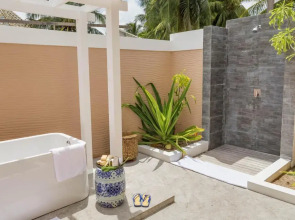 Kudafushi Resort and Spa