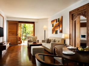 Nusa Dua Beach Hotel and Spa 