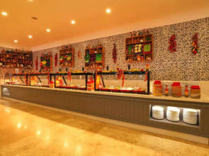 Курорт Crystal Aura Beach Resort & Spa – All Inclusive