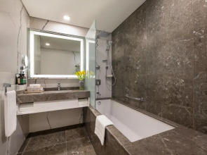 voco Dubai the Palm by IHG