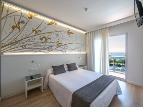 Golden Taurus Aquapark Resort