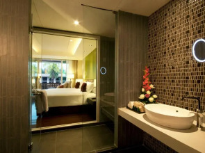 Graceland Khaolak Beach Resort