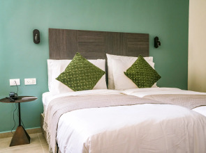 Roxon Sea Sand Bat Yam