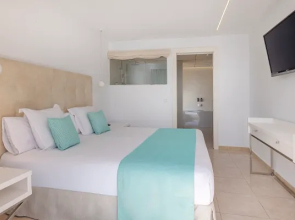 Alua Gran Camp de Mar