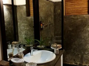 Dunes Unawatuna Hotel