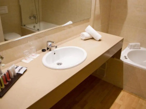 Отель Alegria Plaza Paris