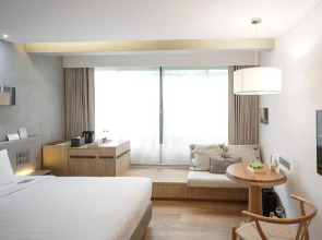 Отель Ad Lib Bangkok