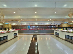 Crystal Flora Beach Resort – All Inclusive