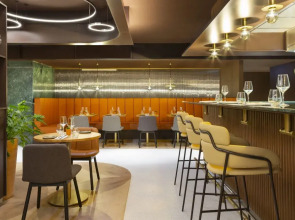 Pullman Paris Montparnasse Hotel