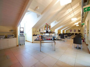 Best Western Crystal Palace Hotel