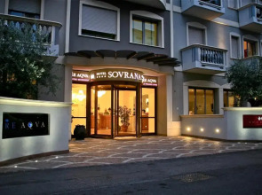 Отель Sovrana & Re Aqva SPA