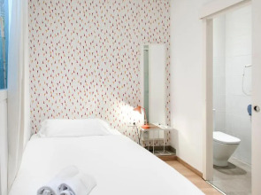 The Central House Barcelona Gracia - Hostel
