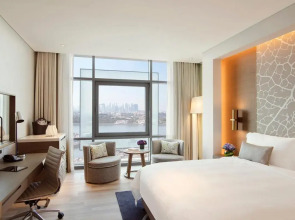 Al Bandar Rotana – Creek