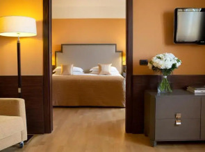 Starhotels Grand Milan