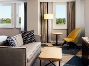 Отель Hilton Vienna Waterfront