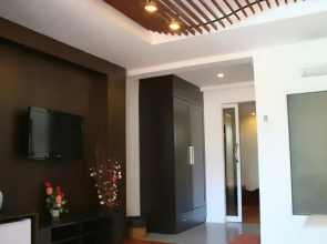 Отель Porterhouse Beach